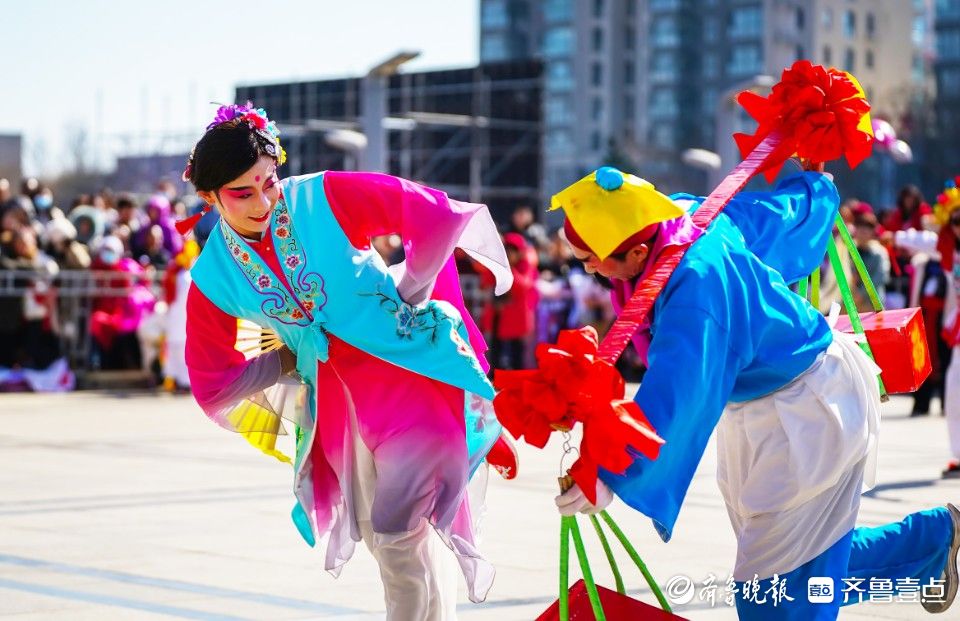 2024年海阳大秧歌贺年会举行