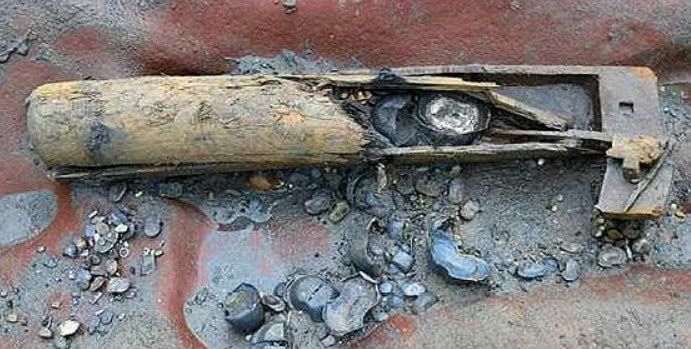 实拍张献忠沉银发掘现场:河床堆满金银,图8国宝曾以800万元盗卖