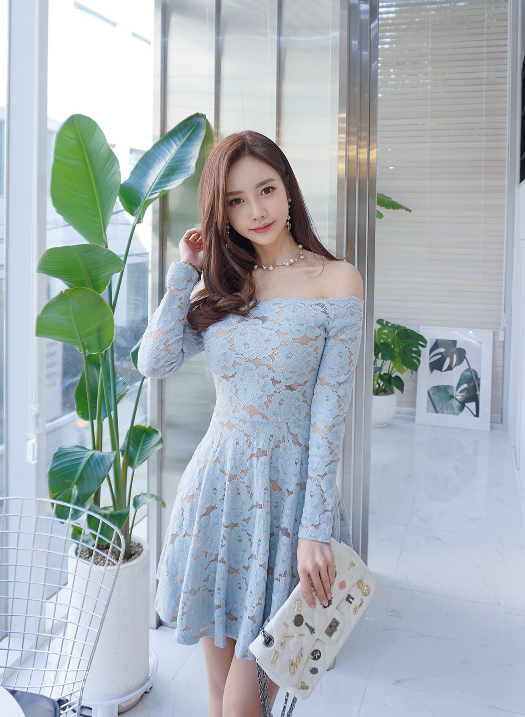 不知道出去约会怎么穿搭的话,请让女神孙允珠告诉你