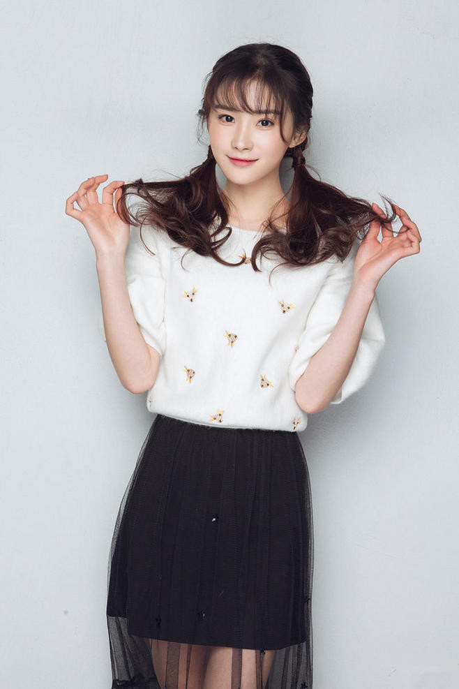 94年黑龙江女演员王嵛,清纯乖巧,甜美可人