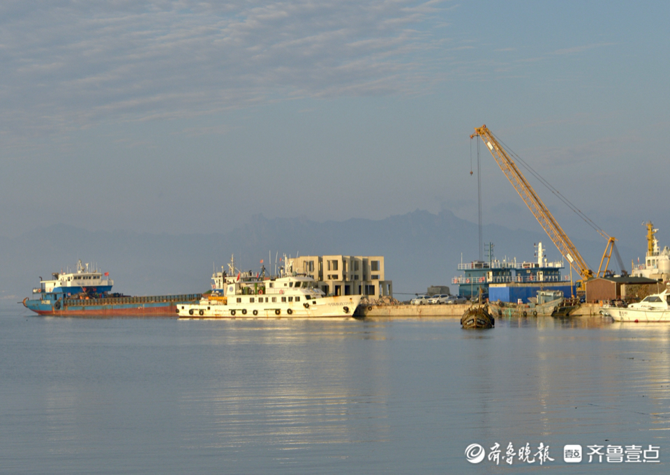 建设中的即墨鳌山港