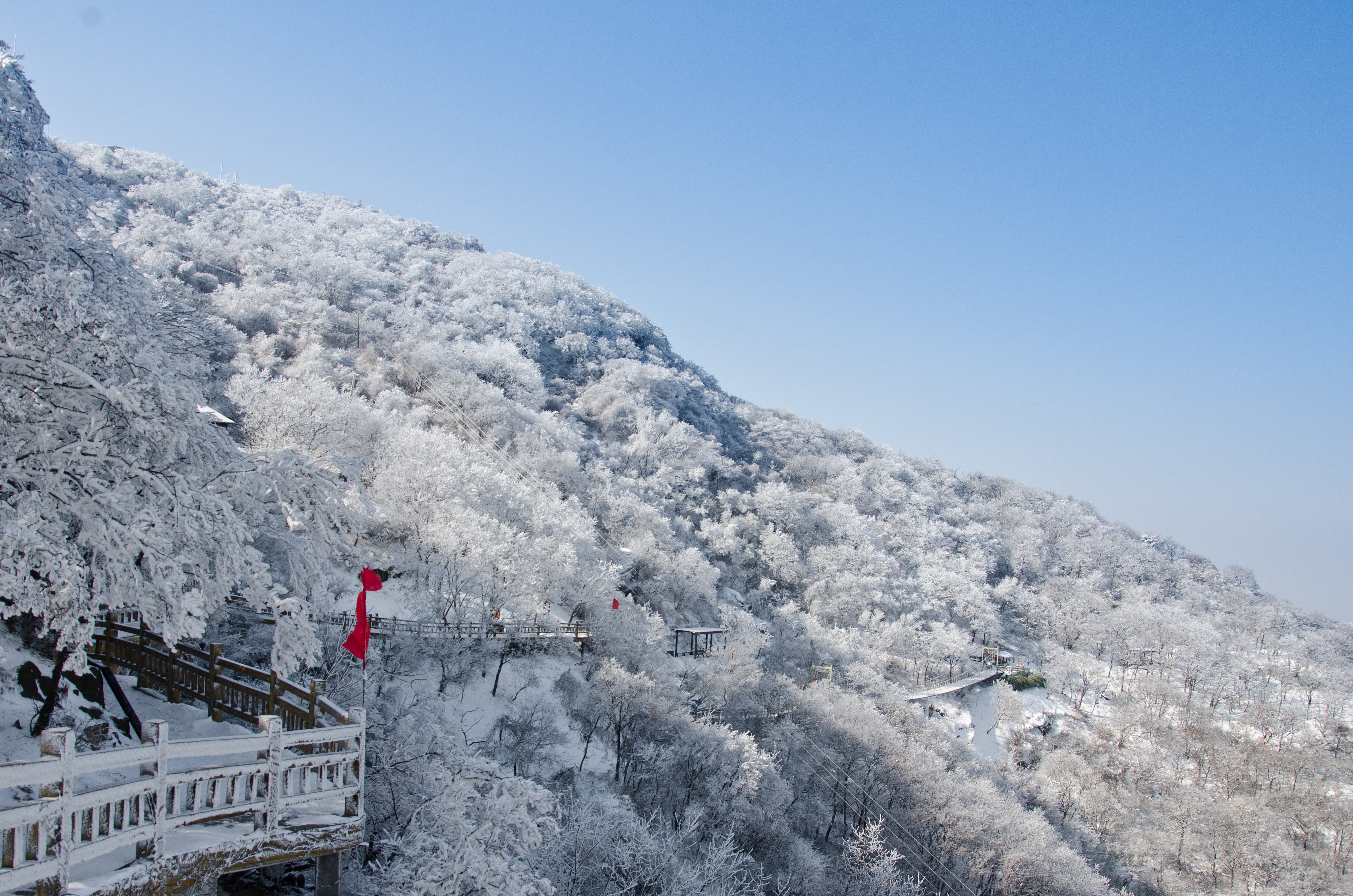 心灵四季 美丽中国|冬雪中的连云港海上云台山