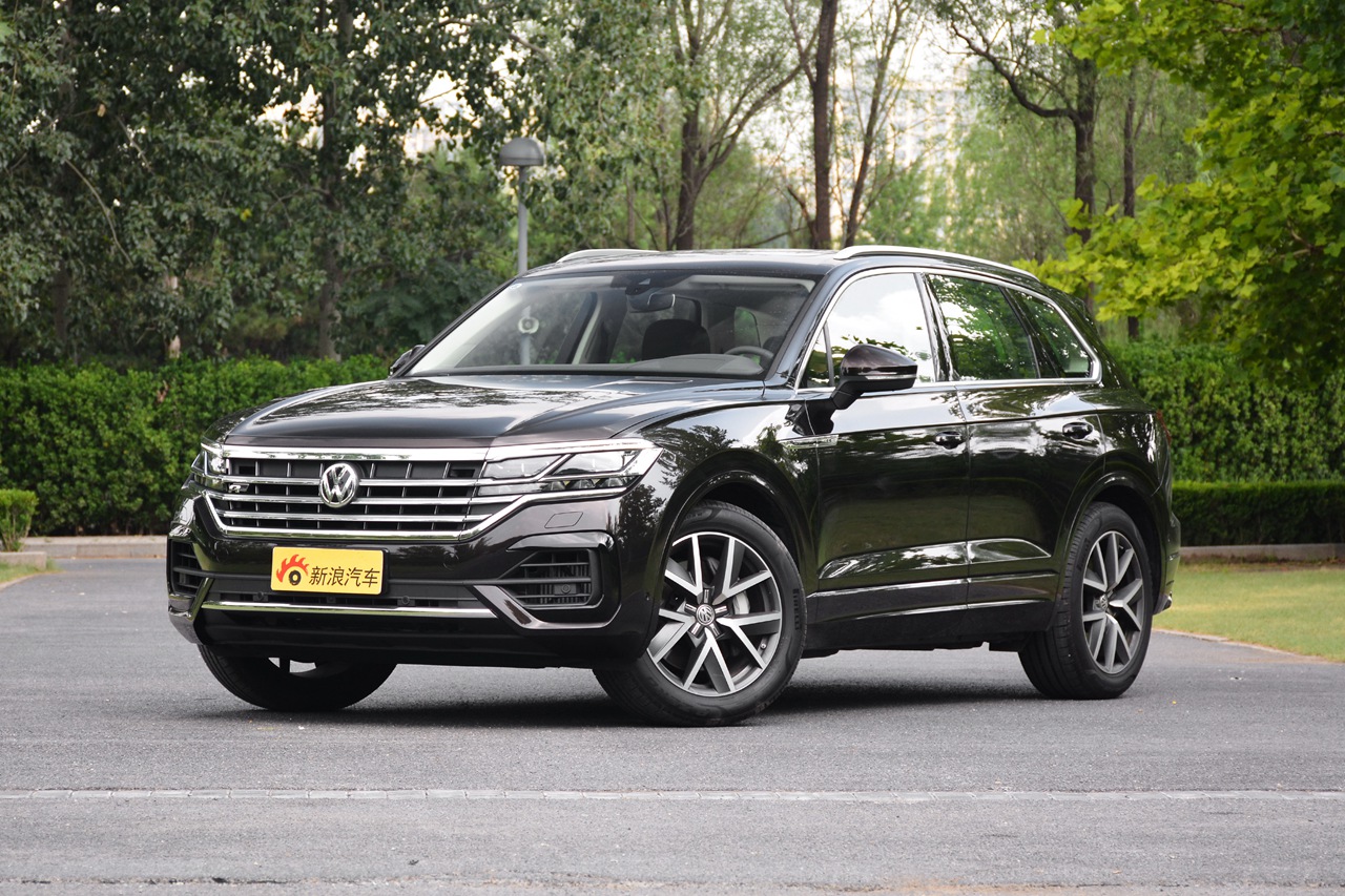 2020款途锐 3.0tsi自动锐享版