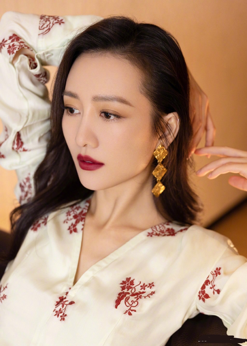 美女明星王鸥新春写真照欣赏