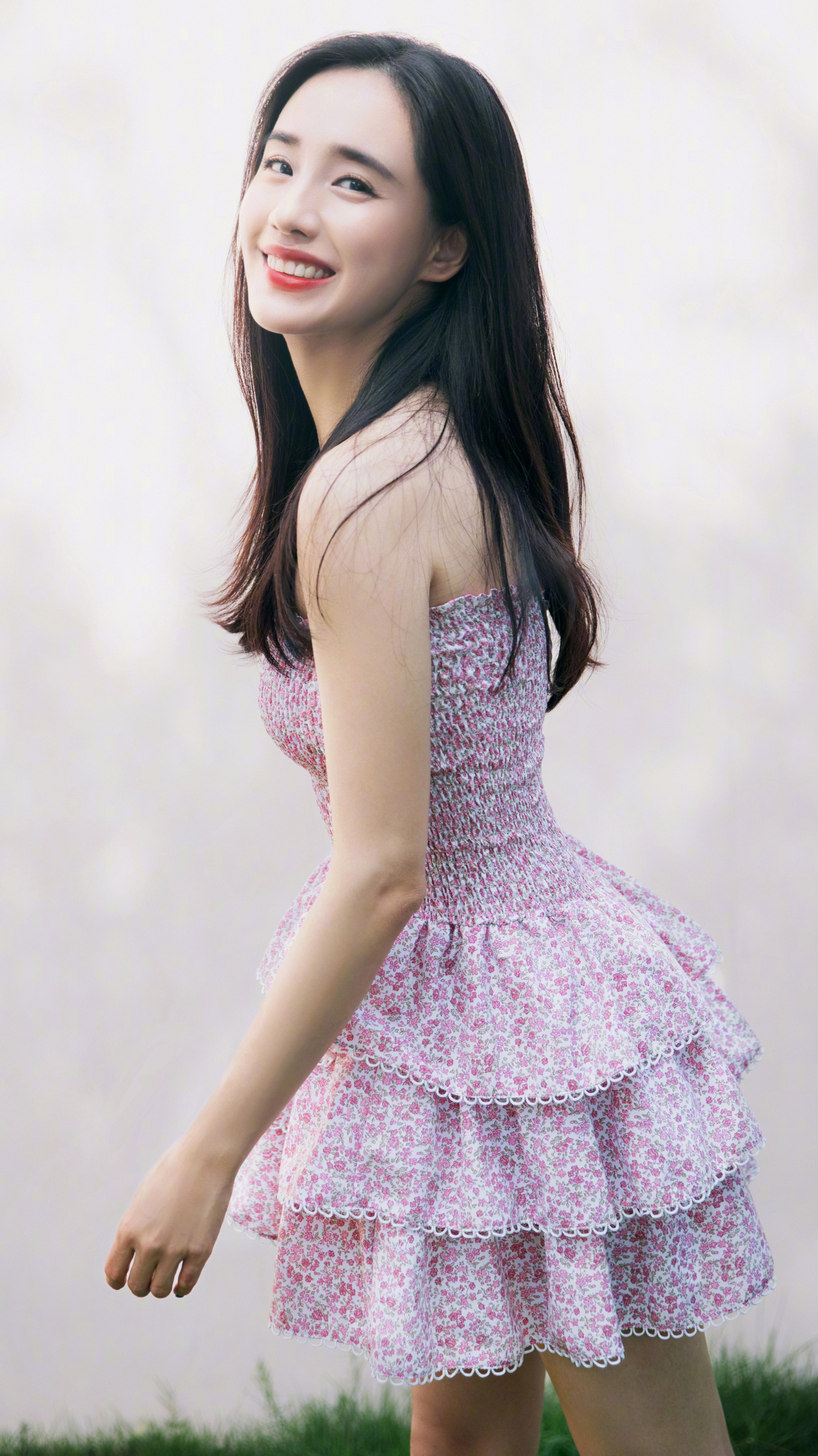 王智写真美图:风姿绰约,妩媚动人