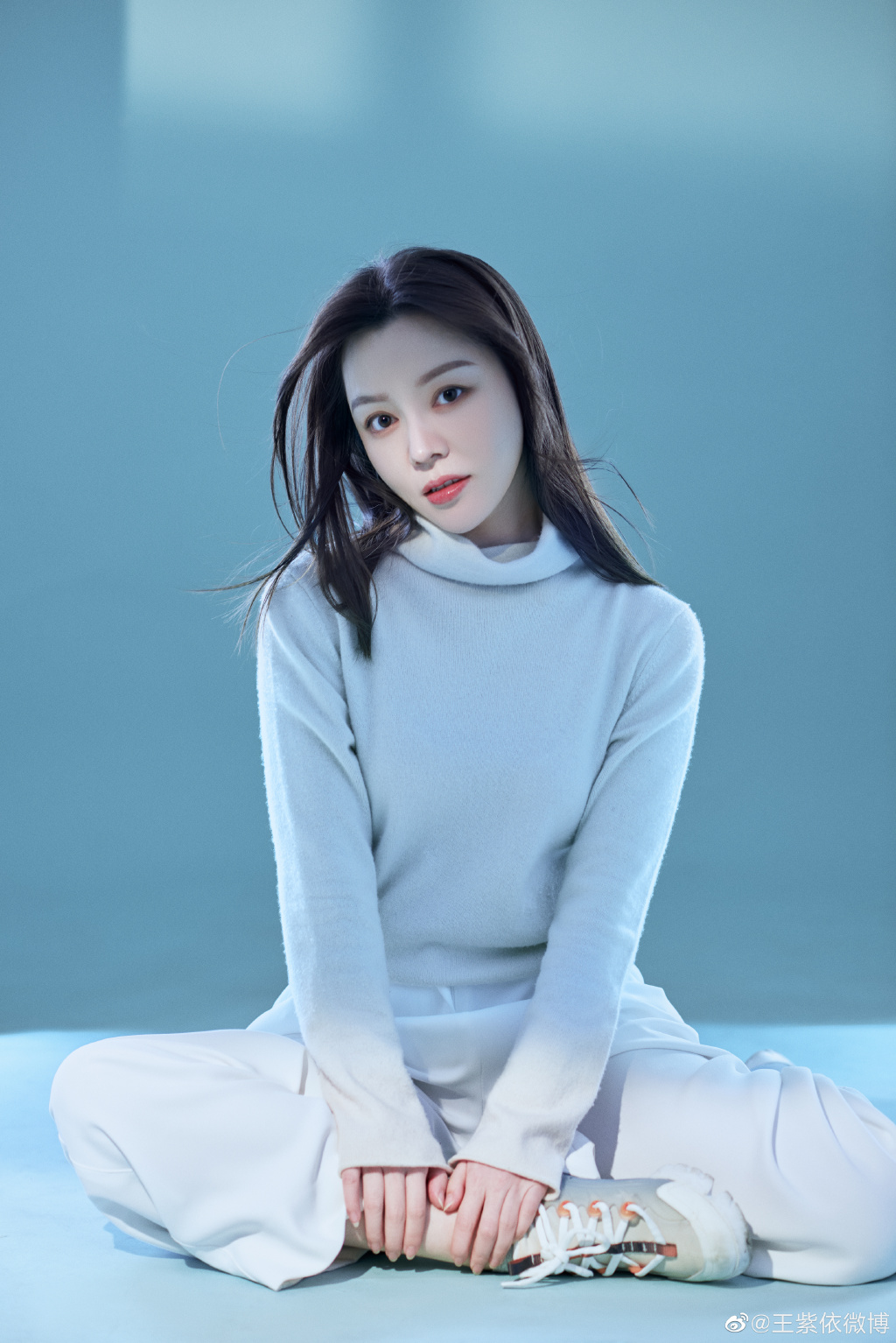 美女演员王紫依迷人美照欣赏,好美啊