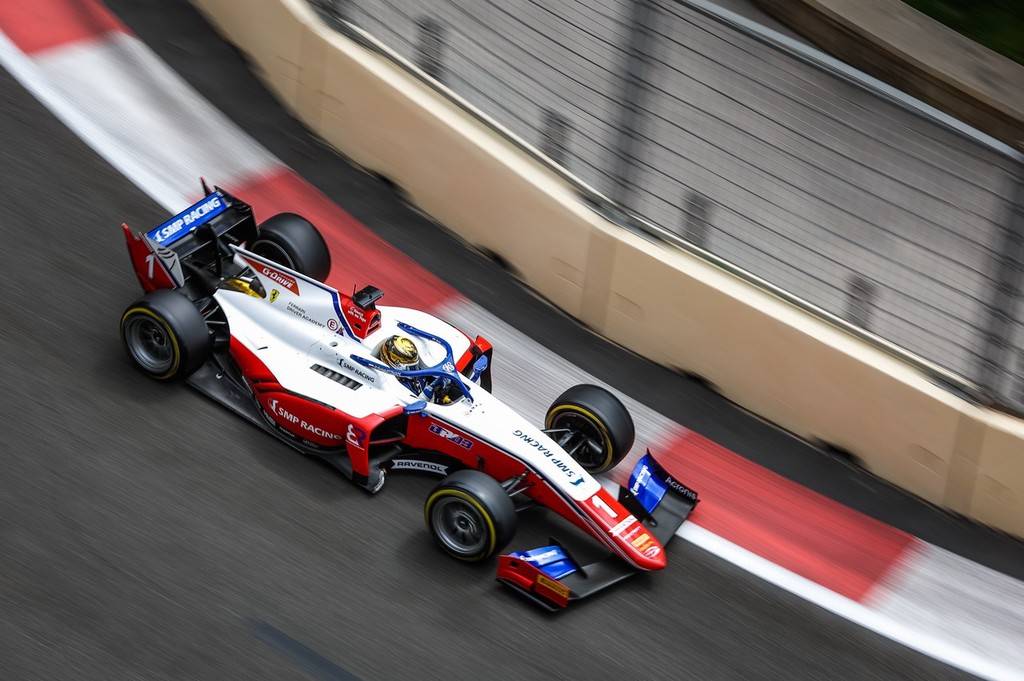 2021年f2巴库站排位赛:周冠宇出战