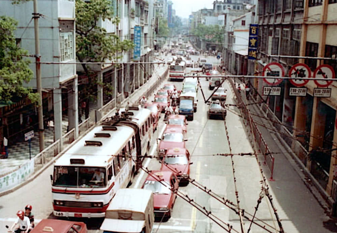 一组92年的广州老照片,多少人留下打工的回忆,有你熟悉的地方吗