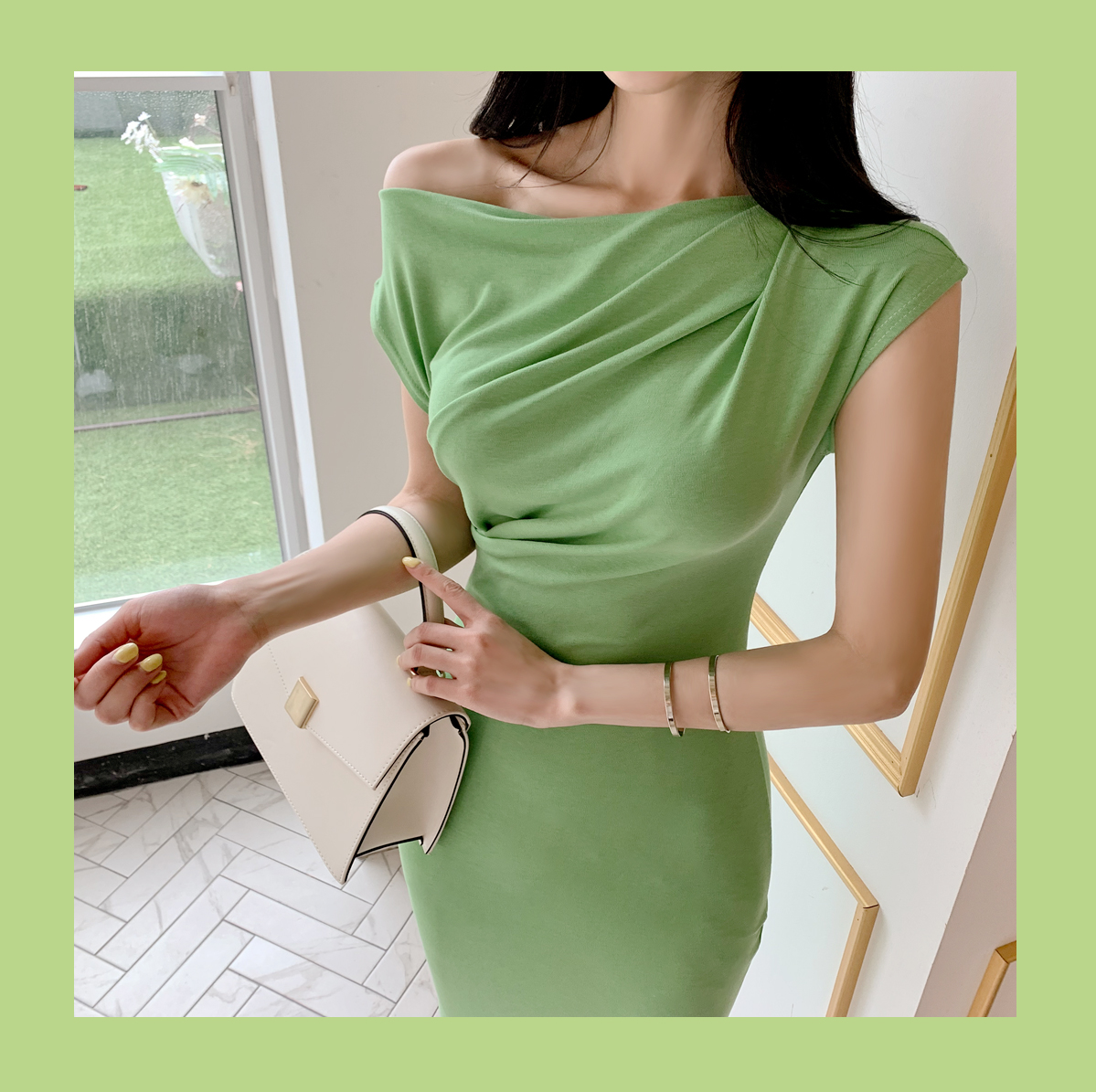 孙允珠高清美图:绿藤惹眼翡翠葱郁褶皱晚礼裙