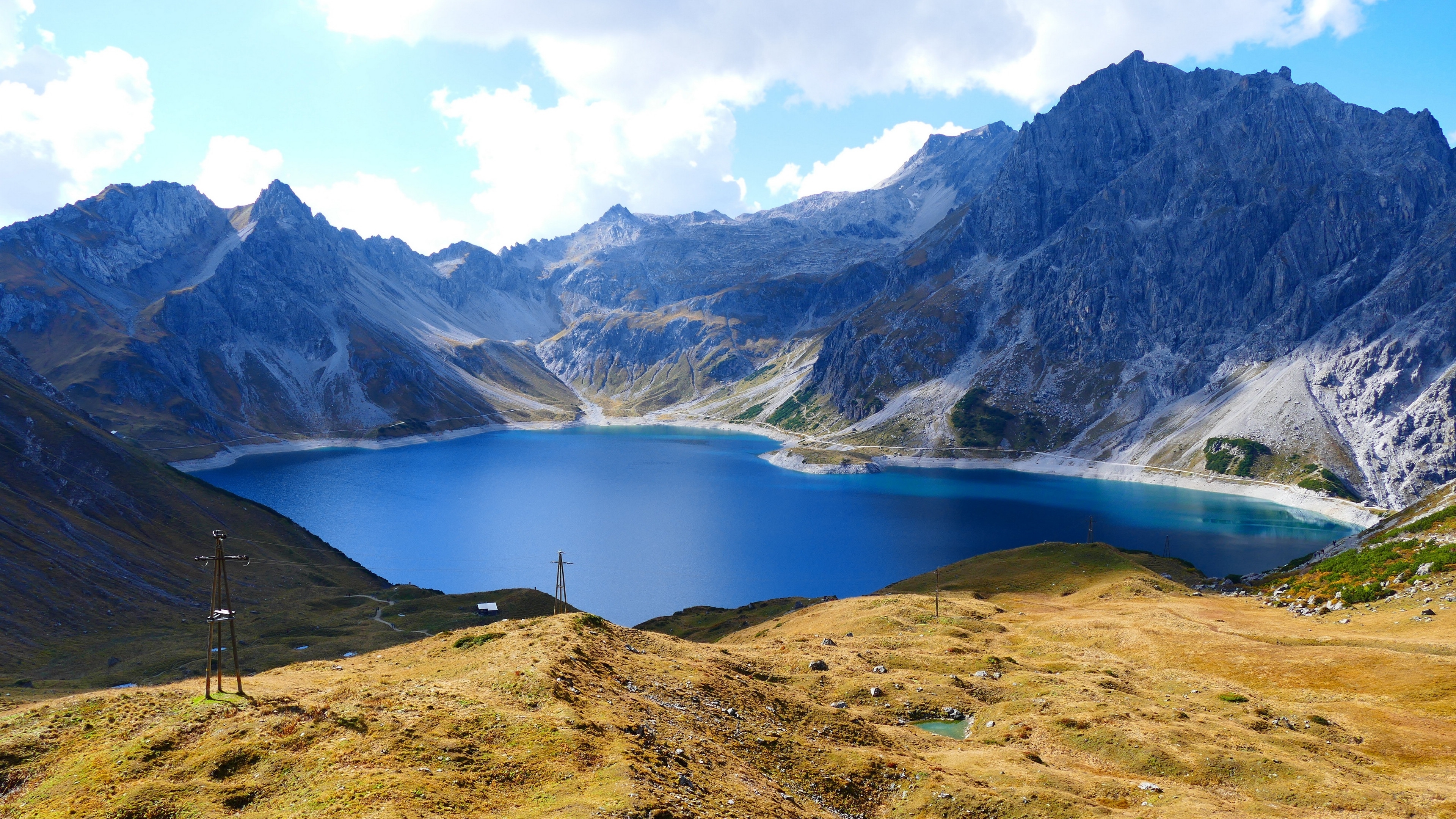 山水湖泊风景