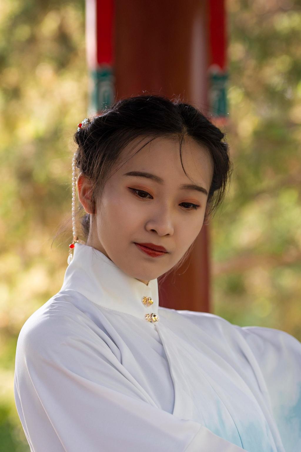 佳人摄影:面孔秀丽的姑娘