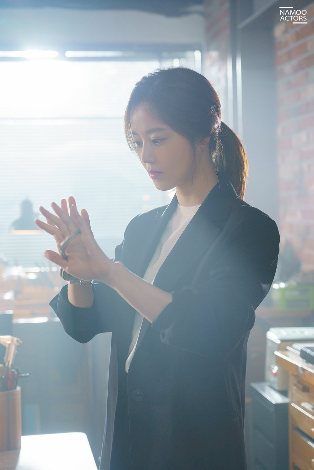 文彩元 连危险都爱的女人《恶之花》