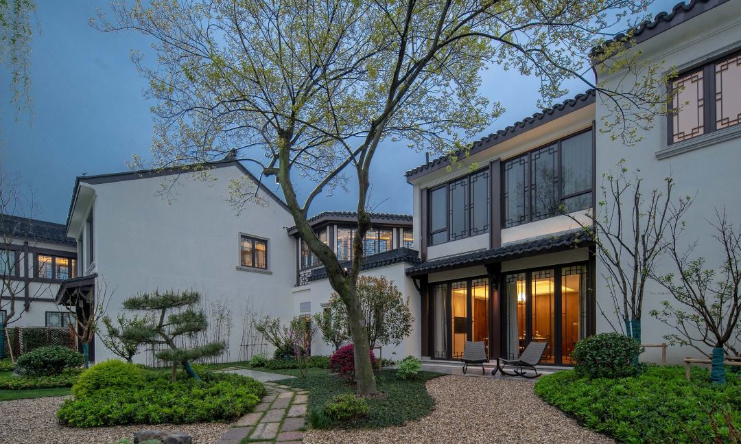 浙江省嘉兴酒店软装公司(浙江嘉兴揽秀园开元观堂酒店软装设计)