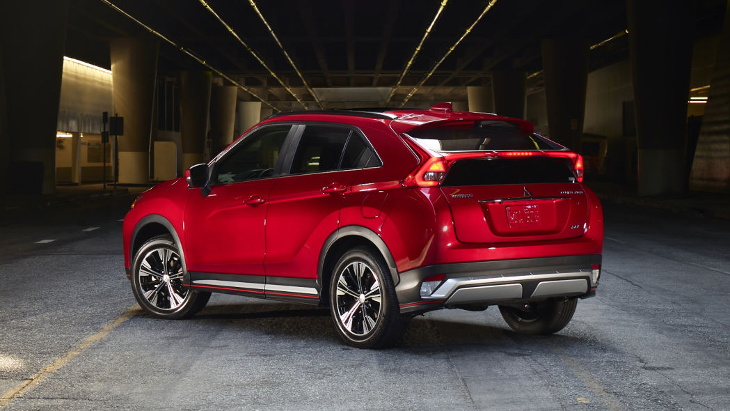 2019款三菱eclipsecross,定位轿跑suv,活泼不失精致