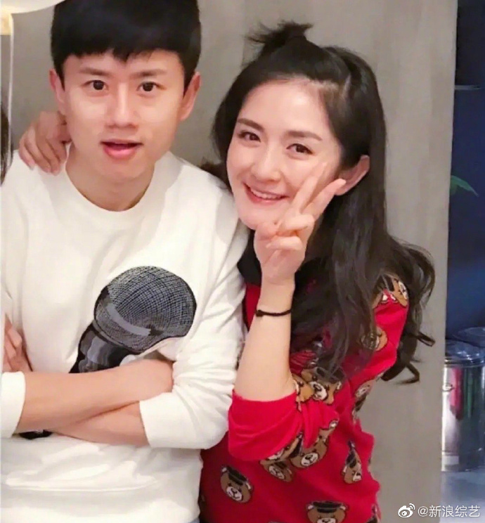 组图:张杰晒合照卡点为谢娜庆生 甜蜜表白"就爱你"