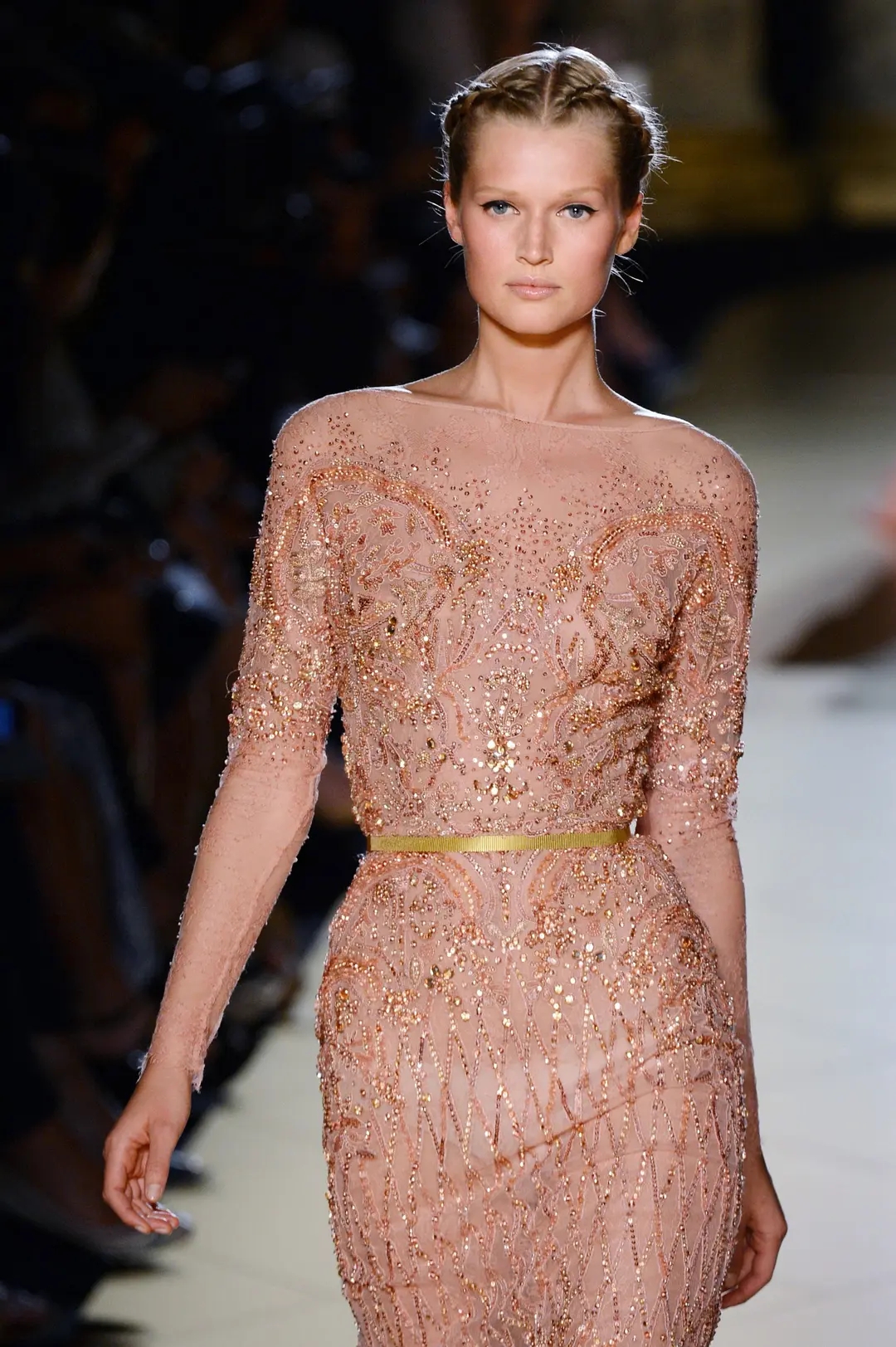 德国新生代超模托妮·伽恩