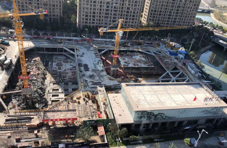 温州瓯海中心区的超高层建筑,339米的君悦,目前建设进展神速