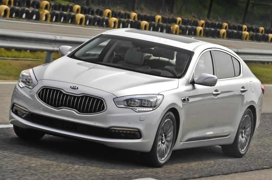 起亚quoris(k9),豪华堪比奔驰e级,50万你会选择吗?