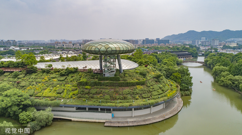 杭州:航拍西溪国家湿地公园 树木郁郁葱葱成景