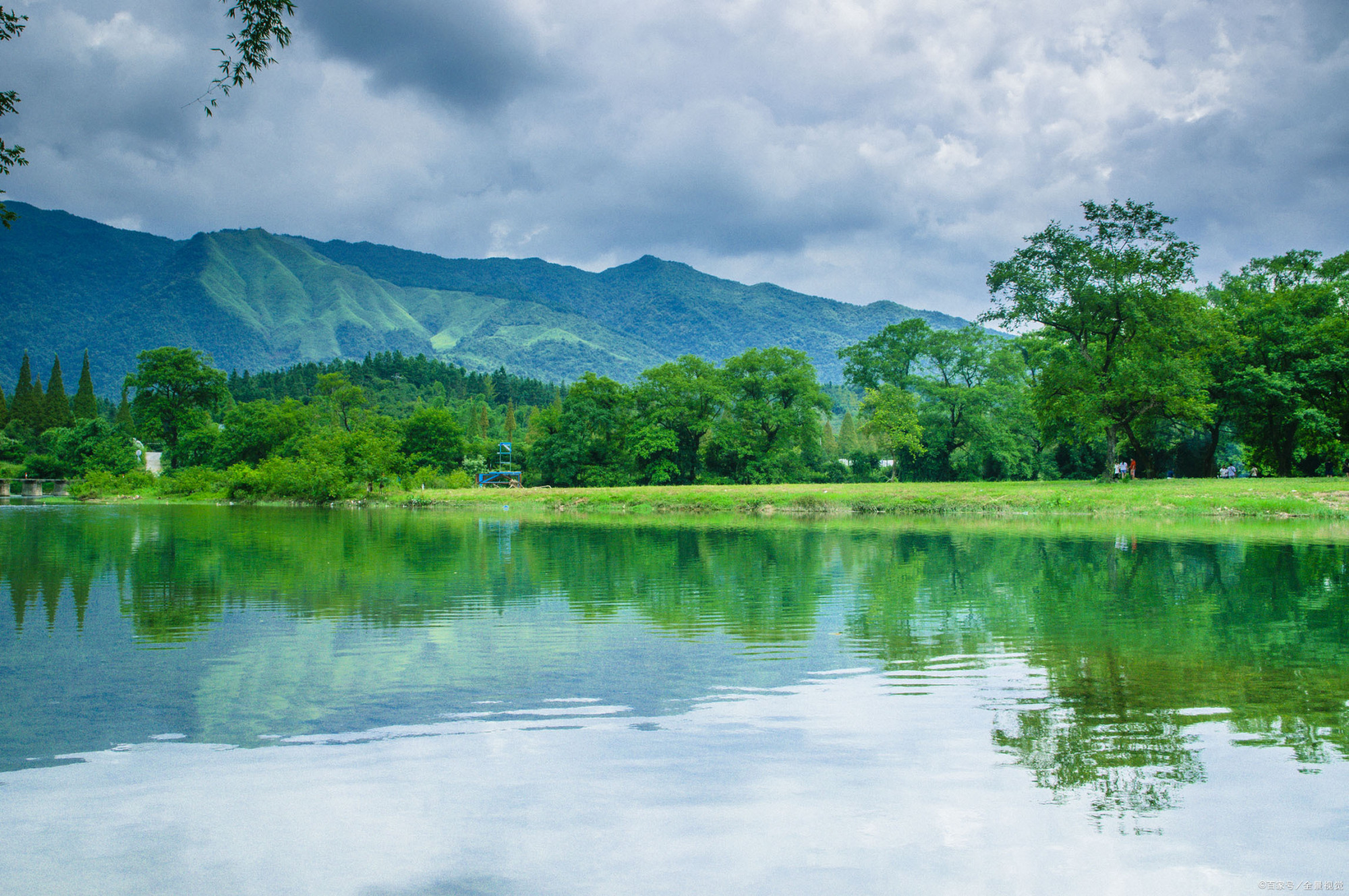 春风又绿江南岸——宋代:王安石