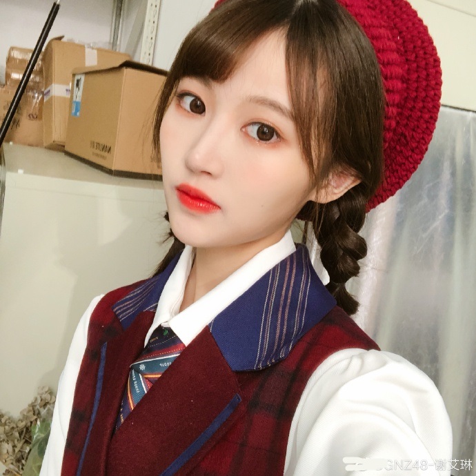 偶像女团gnz48成员谢艾琳美照欣赏