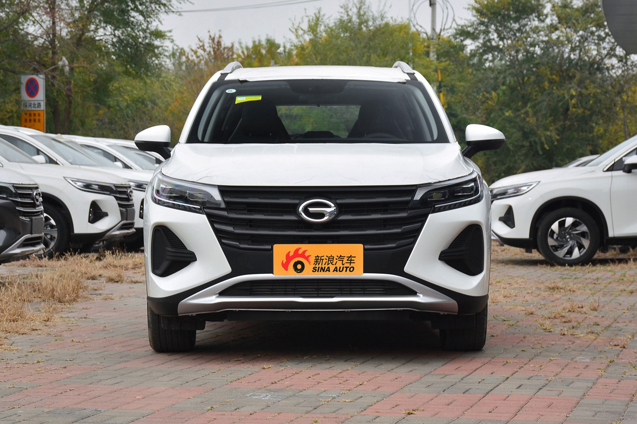 2021款传祺gs4 270t 1.5t自动精英科技版