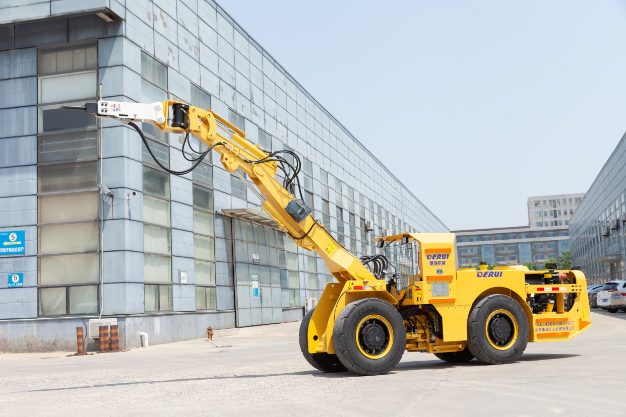 山东德瑞电动铲运机-撬毛台车