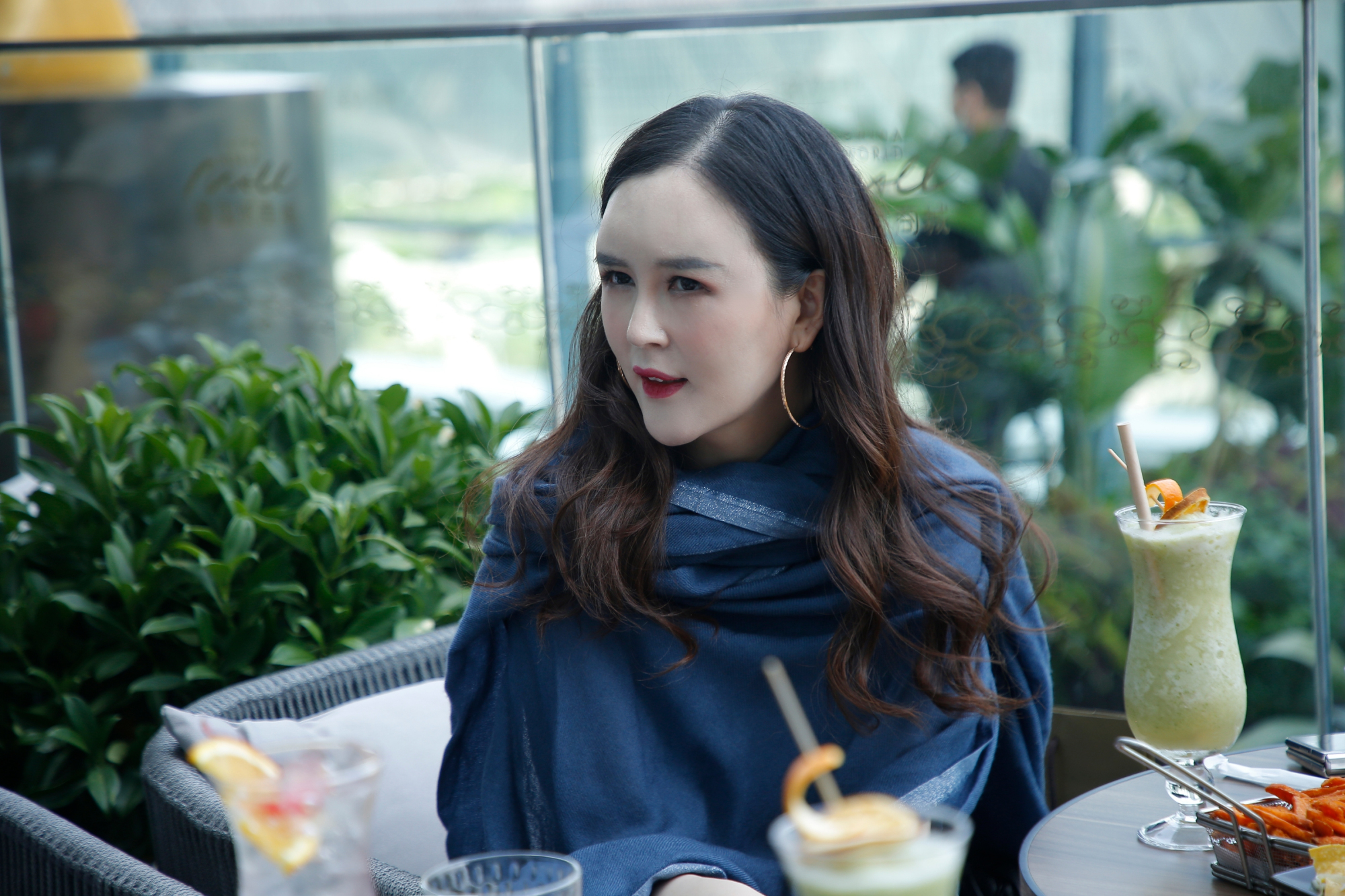 刘竞导演下午茶话会,恬静温柔极具美感