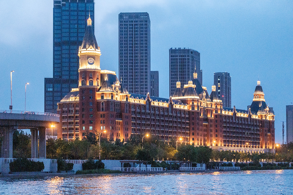 實拍天津海河夜景