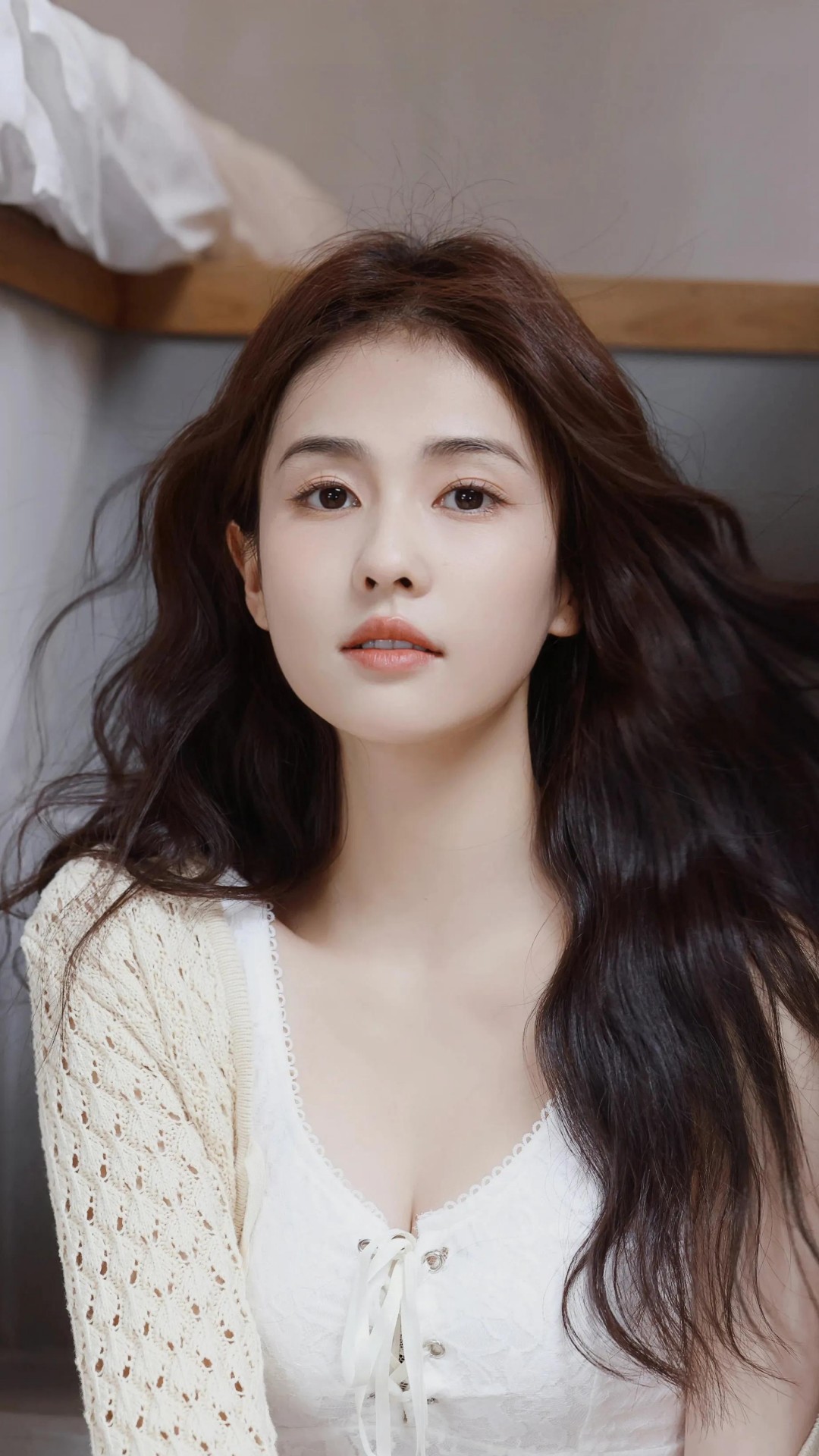 白鹿美图欣赏:阳光洒脱,甜美可爱