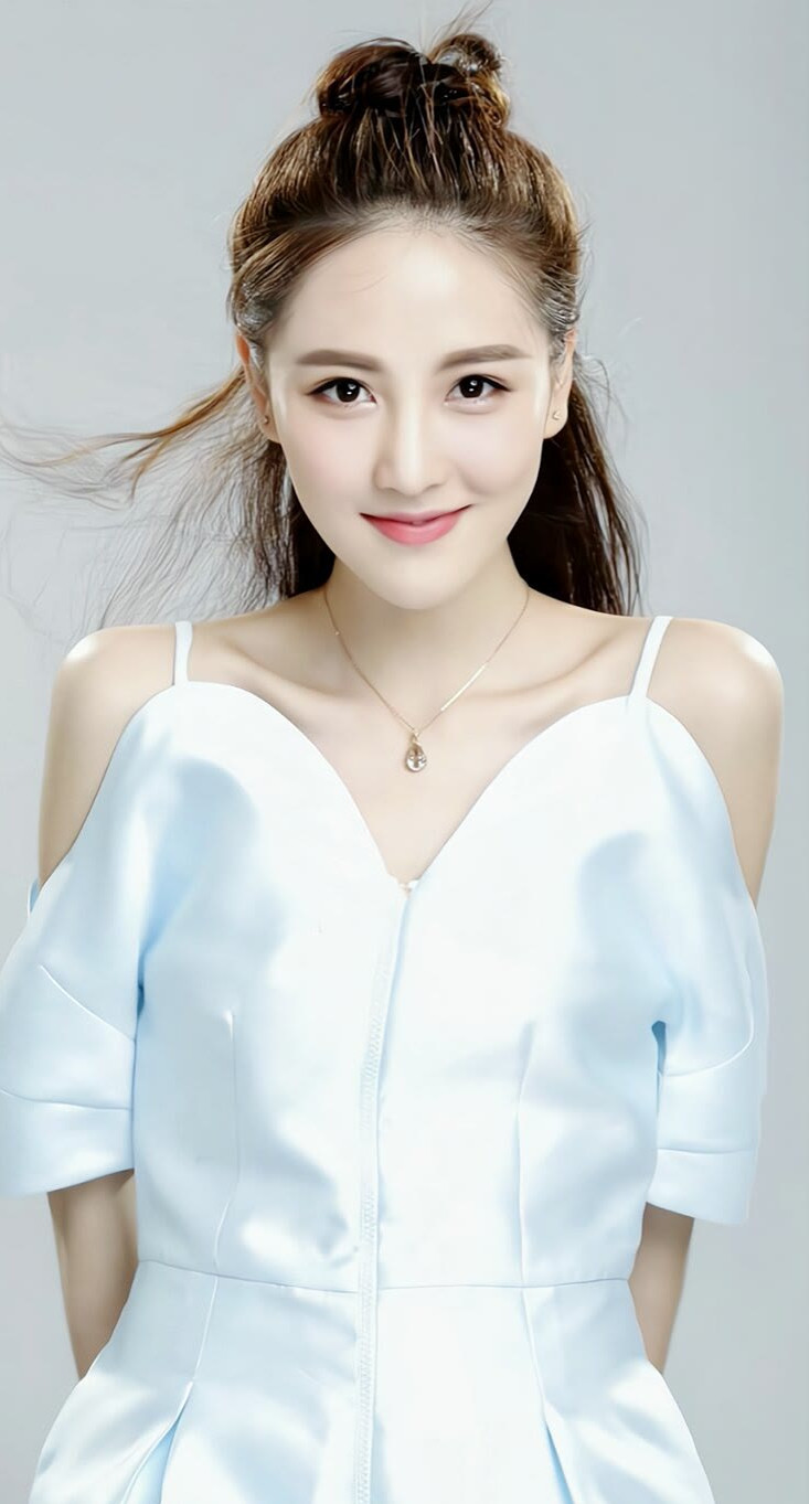 颜值美图,世界旅游小姐中国总冠军李丹高清写真