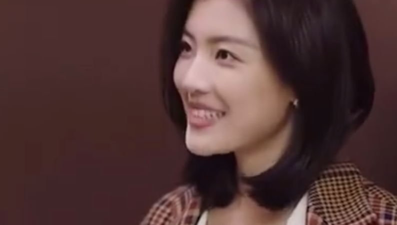 电视剧海洋之城陈安妮扮演者张雅玫时尚剧照图片