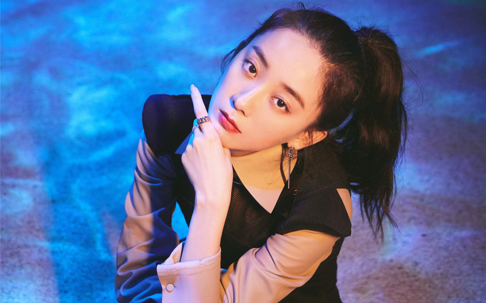高清无水印,美女演员朱颜曼滋桌面壁纸下载(8张)