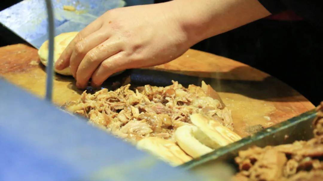 不要在手动剁肉了,多功能“绞肉机”问世,绞肉仅需3秒直播-生活直播-百度直播