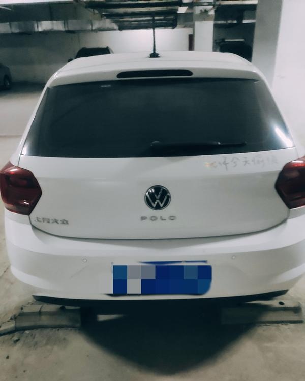 大众polo白色设计吸引了众多目光