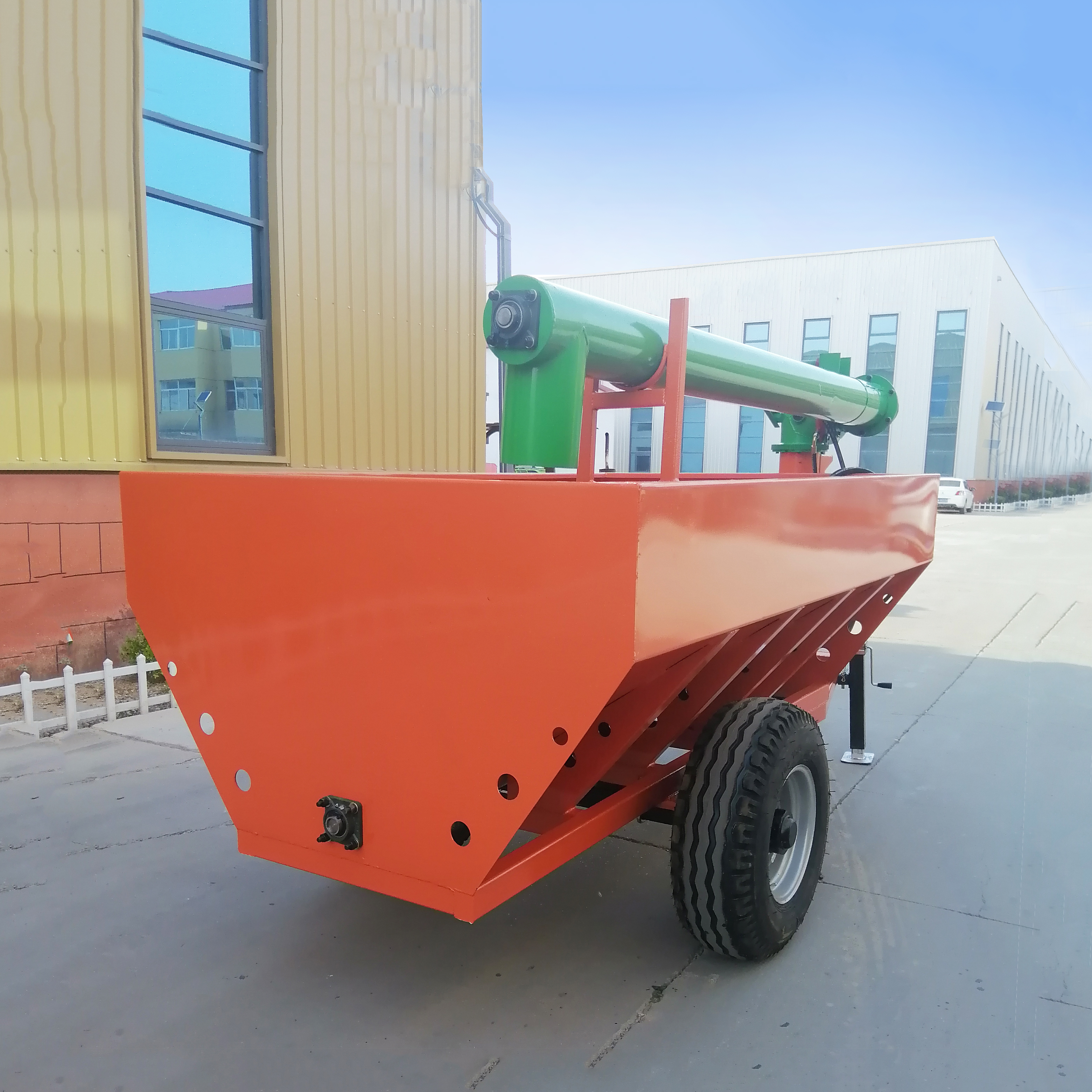 高炮运粮加肥机 粮食转运车 省时省力省人工