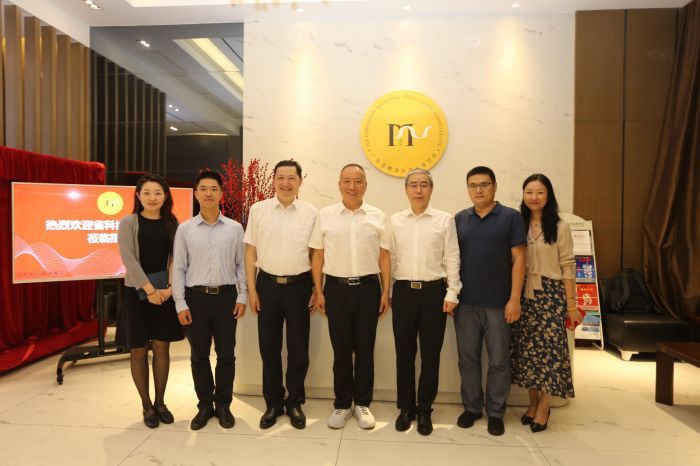 广东省科协党组成员华旭初一行到省精准医学应用学会调研