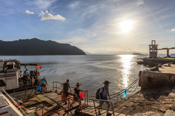 它拥有8个沙滩,28公里长的海岸线却还不为大众所熟悉