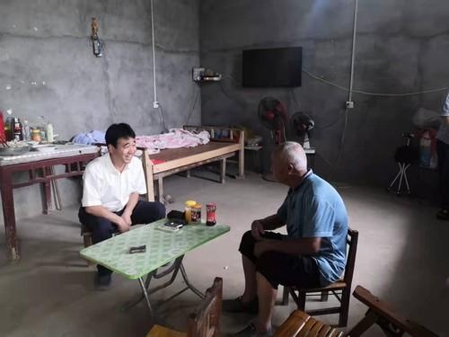 市委党校常务副校长朱洪亮到界首市邴集乡走访调研