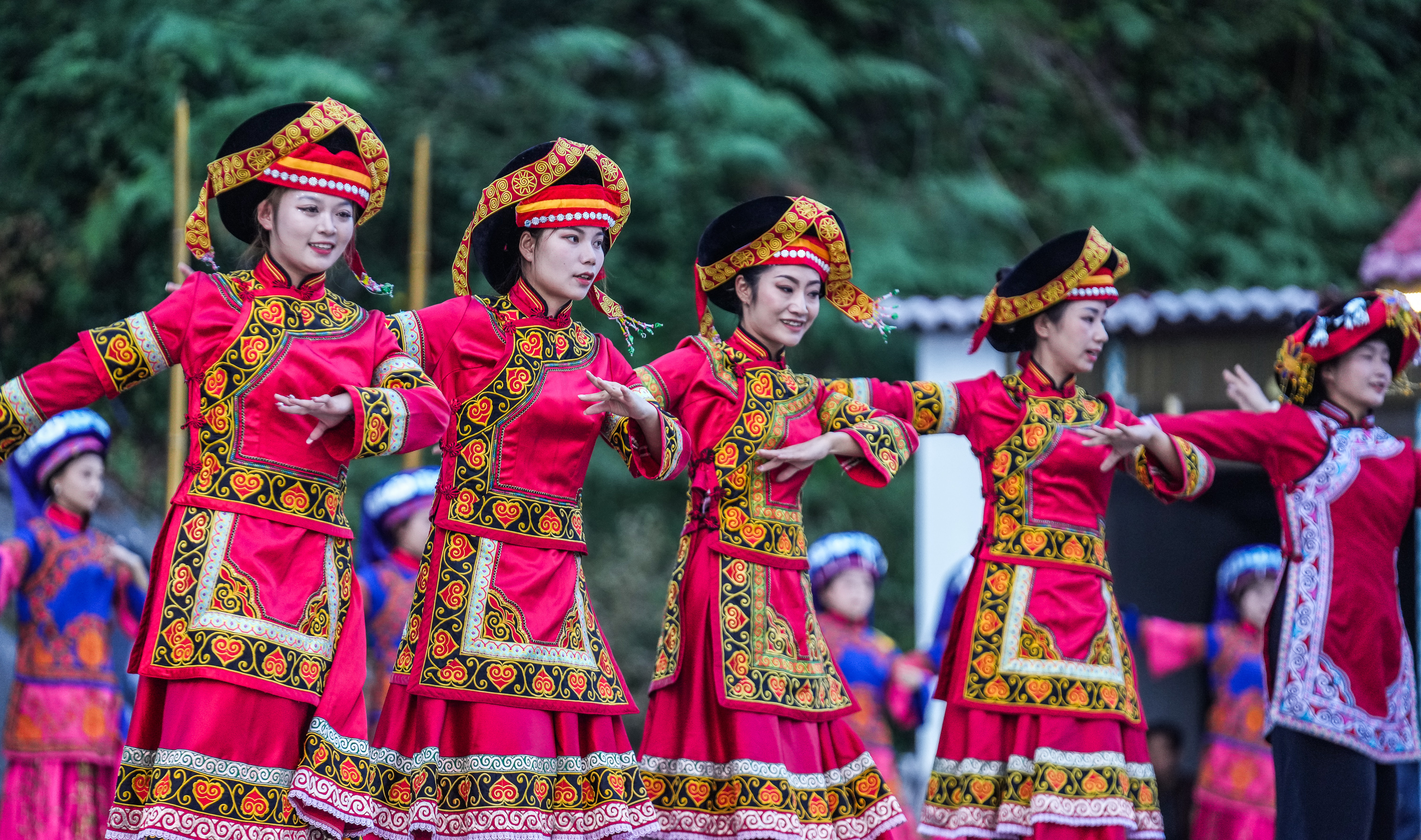 (社会)贵州威宁:彝族群众欢度火把节