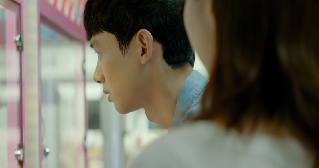 平凡的荣耀:李诗妍帮助孙弈秋走出人生最低谷,并且两人开始撒糖