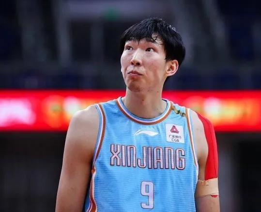 周琦重获自由身 或将加盟上海男篮 大魔王将再冲总冠军