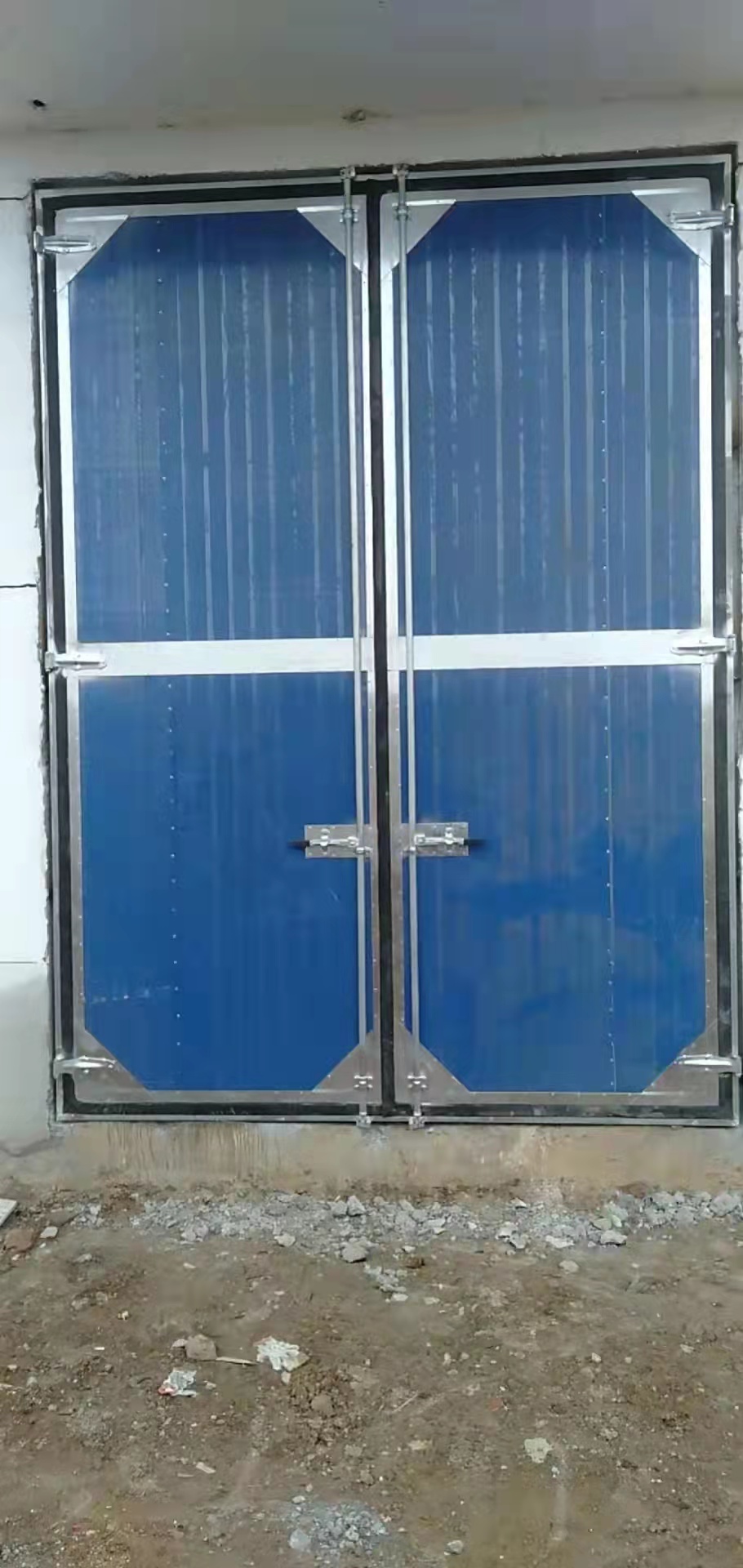 浅聊粮库密封门窗的安全操作规程