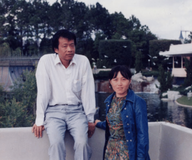 李银河的两段恋情:王小波是真爱,年过半百后,"大侠"也是真爱