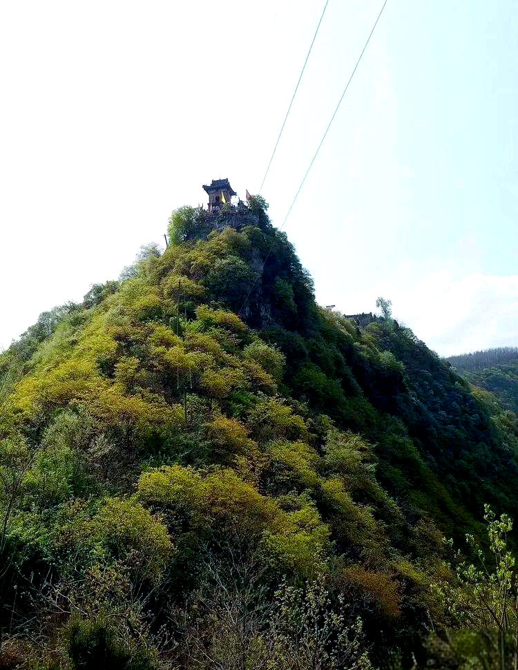 鹰嘴峰的文化与现代活动探索