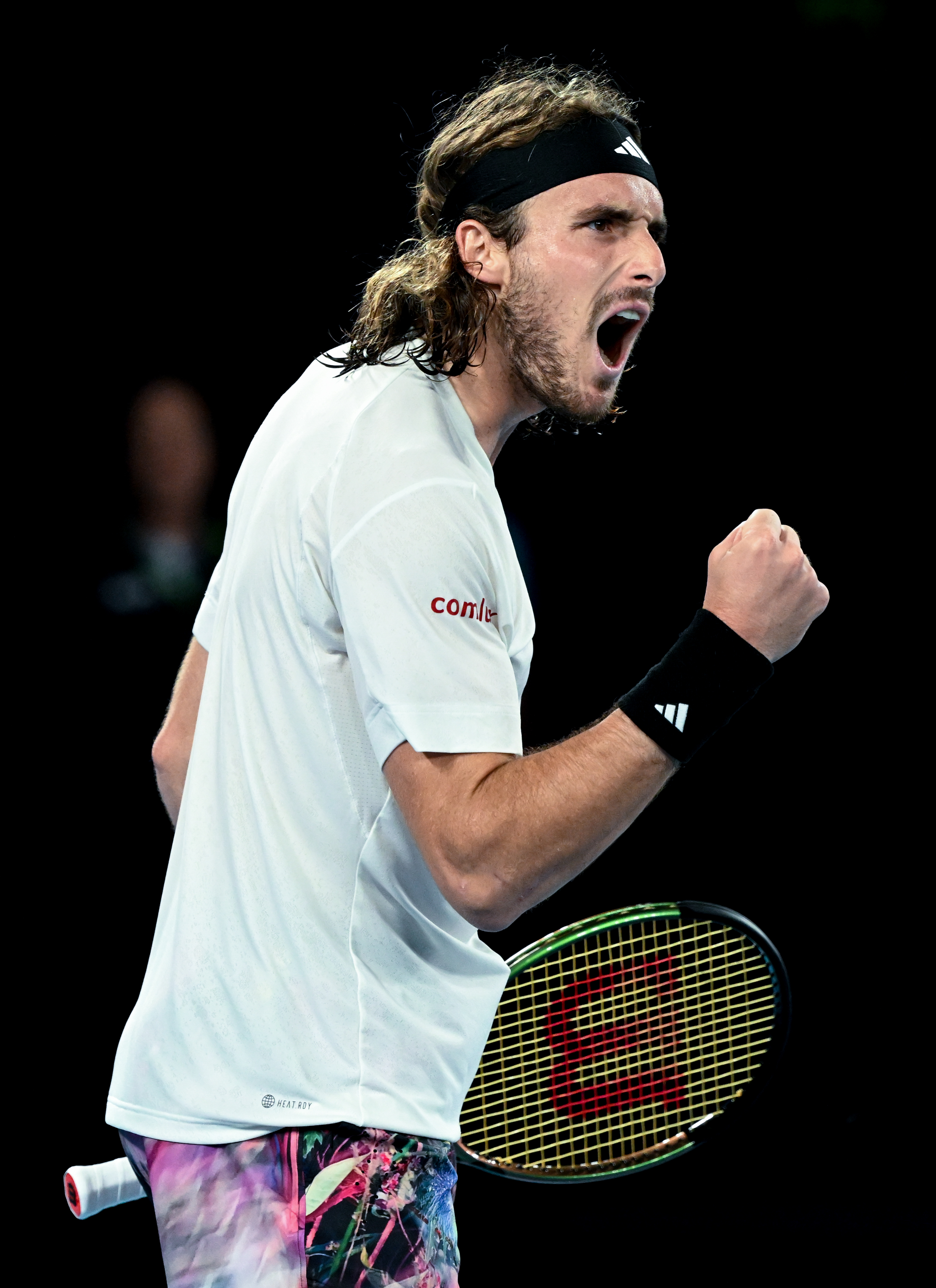 网球——澳网:西西帕斯晋级半决赛