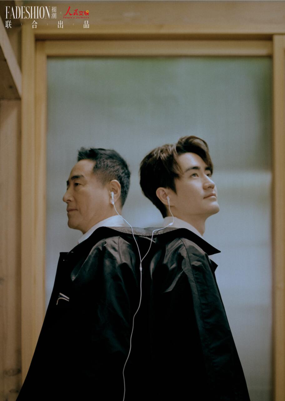 杨立新杨玏父子合体拍摄!这个fadeshion拍摄量级太足了