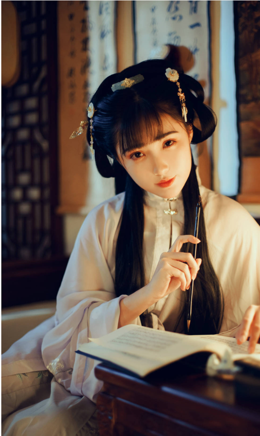 《凤谋天下之倾世医妃》重生归来她素手执棋,谋划天下,9.9强推