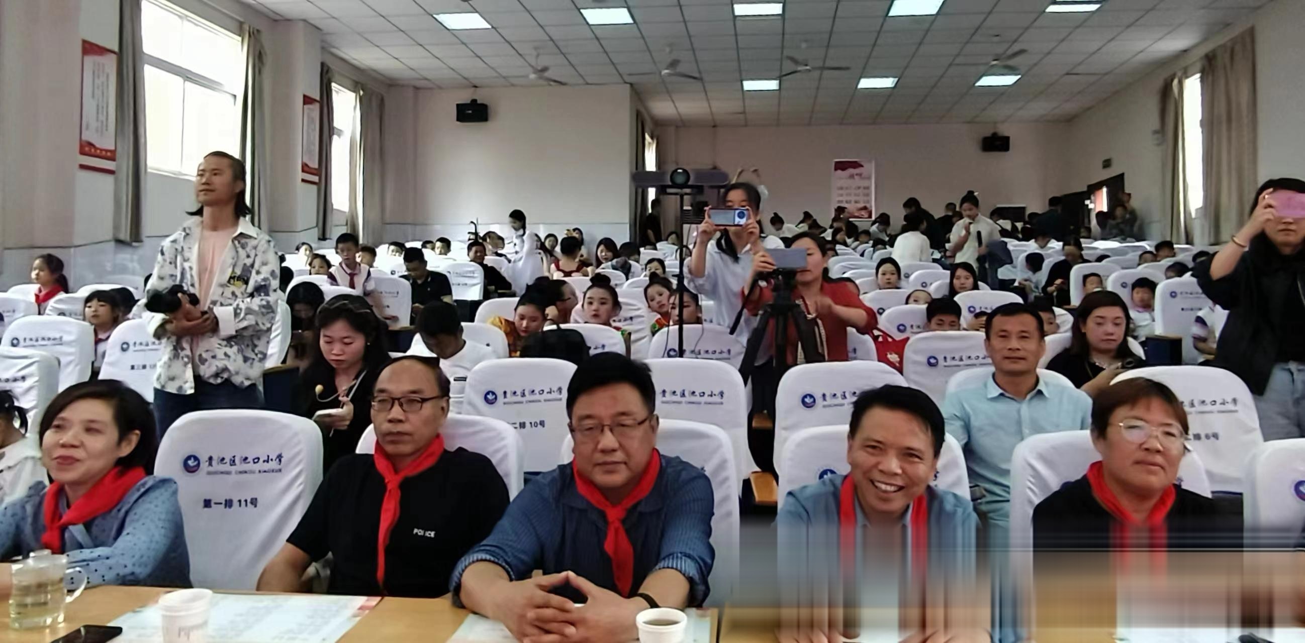 花开新时代,童心向未来,池州贵池区池口小学艺术节现场展演盛宴可餐