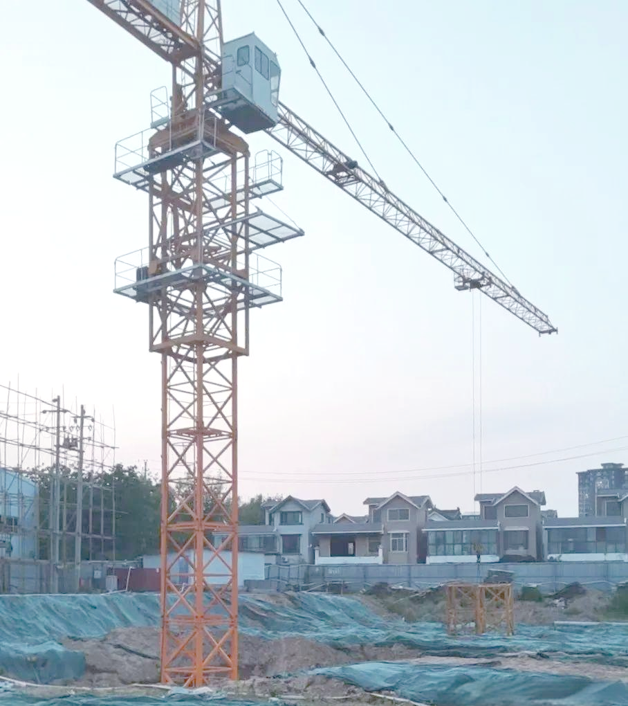 工地停工后,为何塔吊仍未拆除?